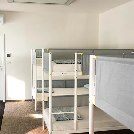 Mild Elephants Братислава