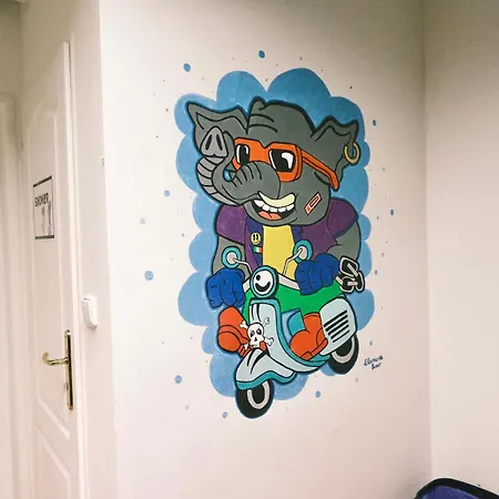 Hostel Mild Elephants